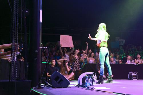 Victoria Justice video 2012 South Shore Music Circus 8/15/12 