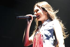 Victoria Justice video 2012 South Shore Music Circus 8/15/12 