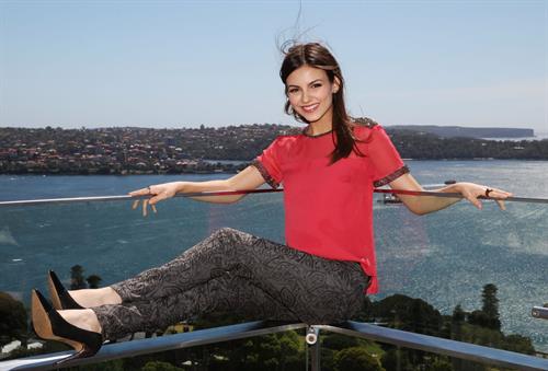 Victoria Justice Intercontinental Hotel Portraits in Sydney 11/11/12