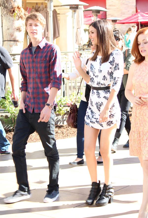 Victoria Justice set of Extra at the Grove in LA 10/26/12