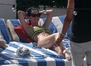 Katy Perry - In a bikini at a hotel pool in Miami July 27, 2012