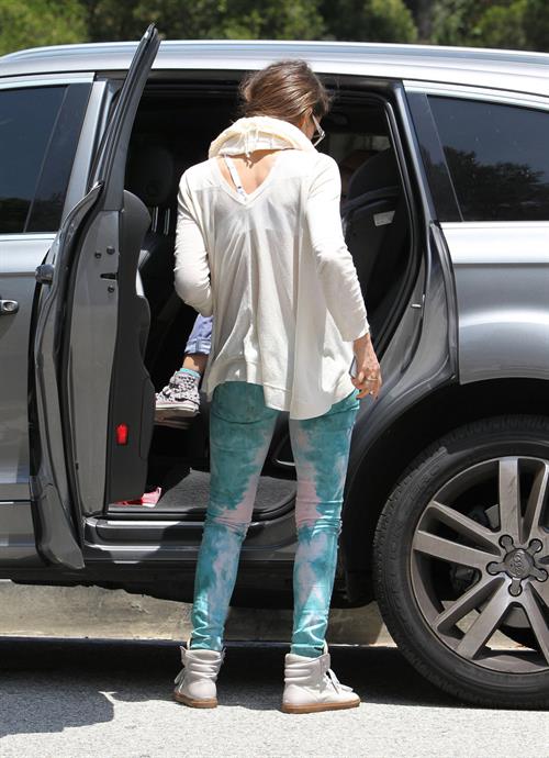 Jessica Alba a park in Beverly Hills 12-5-2012