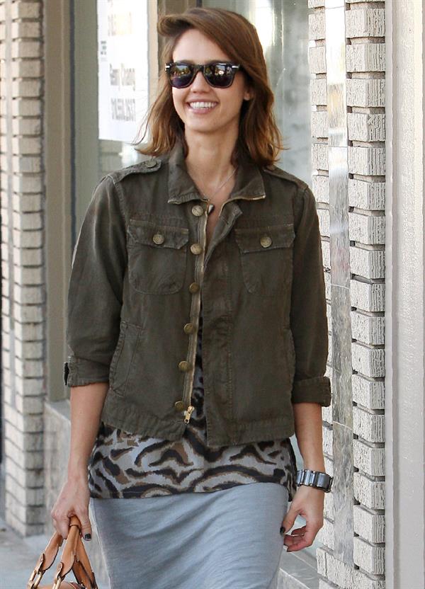 Jessica Alba at Bel Bambini in West Hollywood January 19, 2011 