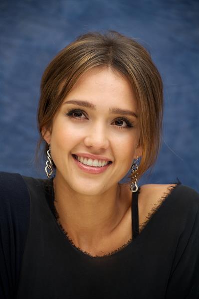 Jessica Alba Machete press conference portraits in Beverly Hills on August 27, 2010