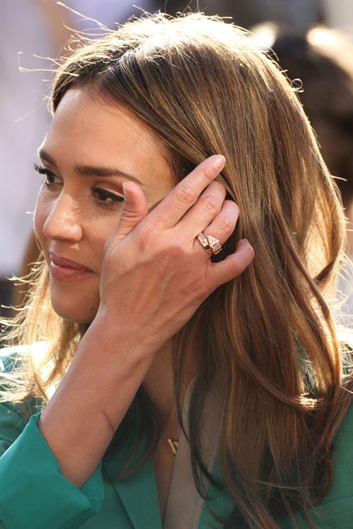 Jessica Alba on the set of Extra in Los Angeles on January 25, 2012 