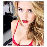 Lada Kravchenko in lingerie