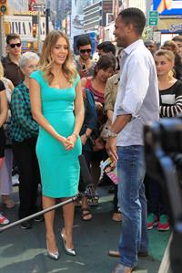 Jessica Alba -  On the set of Extra in New York September 12, 2012 