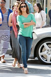 Eva Longoria Goes shoe shopping in Beverly Hills (May 23, 2013) 