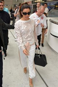 Eva Longoria - Arrives in Cannes (16.05.2013) 