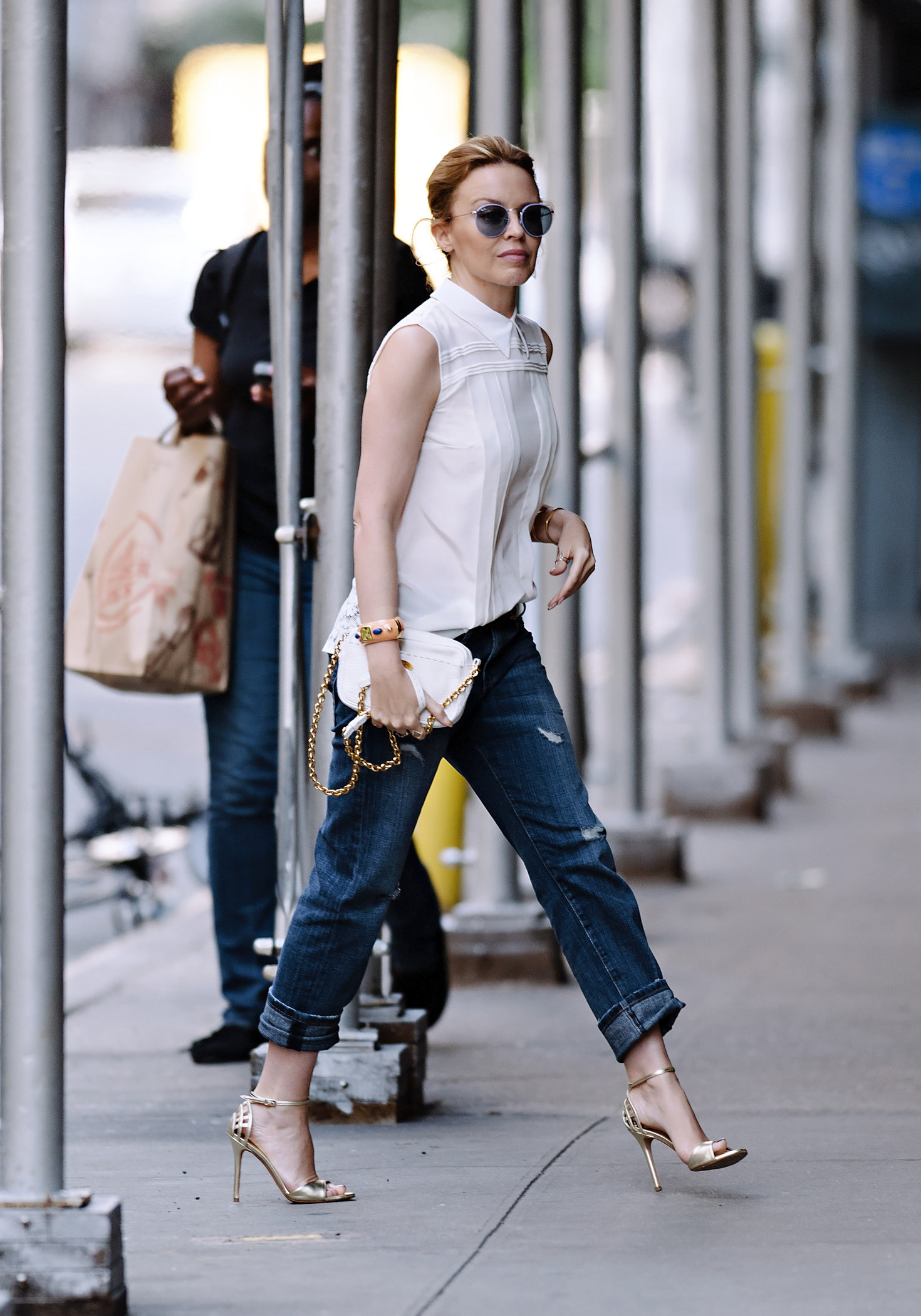 Kylie Minogue - Greets her fans in New York City (21.06.2013) 