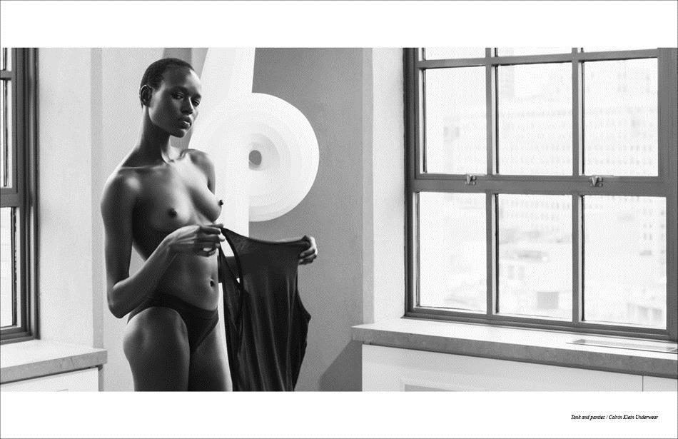 Ajak Deng Nude Pictures. 