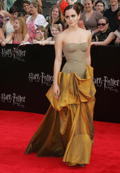 Emma Watson - Harry Potter and the Deathly Hallows Premiere in New York City, July 11, 2011