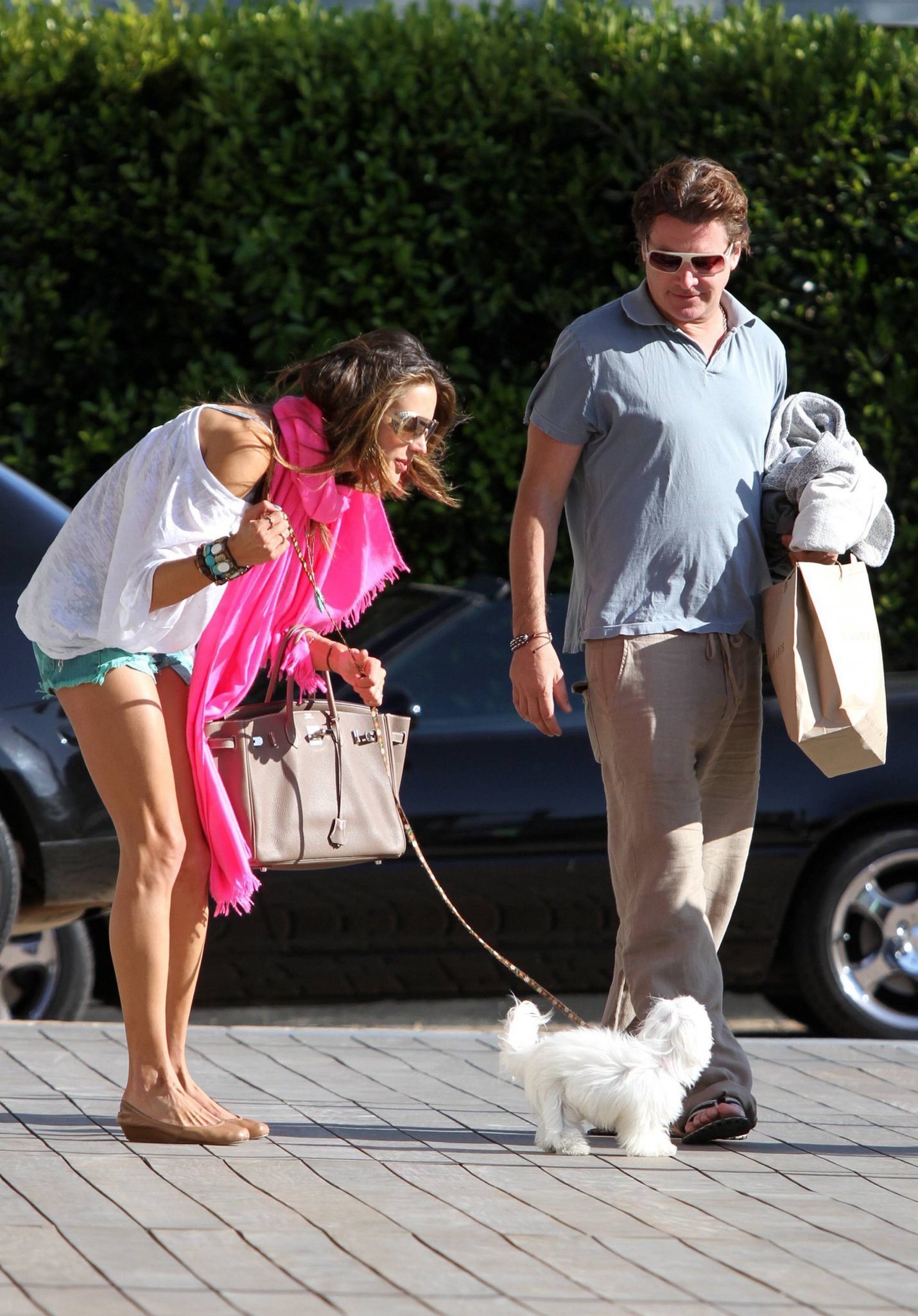 Alessandra Ambrosio at the Country Mart in Malibu on May 28, 2011
