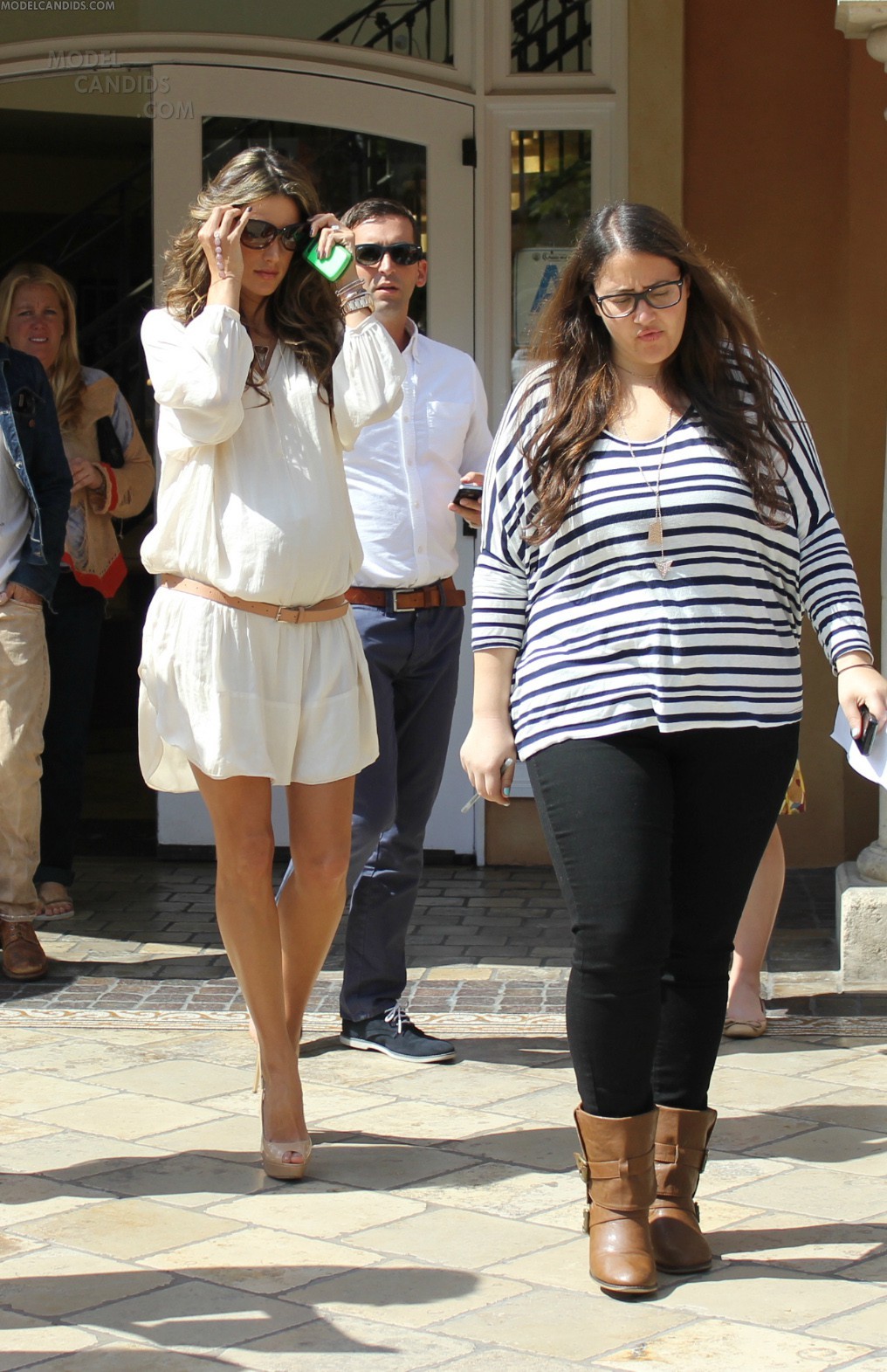 Alessandra Ambrosio Pictures Alessandra Ambrosio Philips Satin Perfect Fashion and Beauty Event March 23, 2012