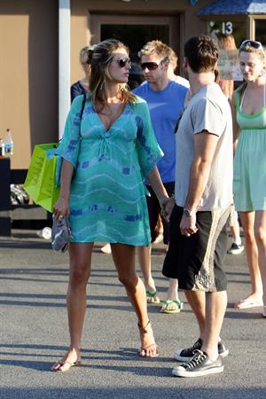 Alessandra Ambrosio shopping at Planet Blue in Malibu