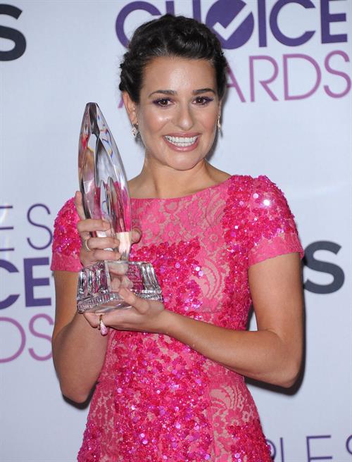 Lea Michele in pink at the 39th Annual People's Choice Awards in Los Angeles on Jan 9, 2013 