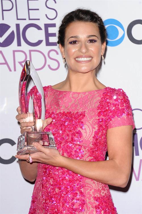 Lea Michele in pink at the 39th Annual People's Choice Awards in Los Angeles on Jan 9, 2013 