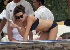 Kate Beckinsale in bikini as she fits in some sunbathing on family holiday in Mexico March 28-2013 