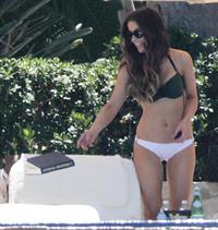 Kate Beckinsale in bikini as she fits in some sunbathing on family holiday in Mexico March 28-2013 