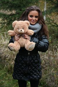 Dana Harem gets nude while enjoying the autumn weather outside