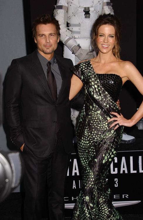 Kate Beckinsale Premiere of Columbia Pictures' 'Total Recall' at Grauman's Chinese Theatre in Hollywood August 1-20 