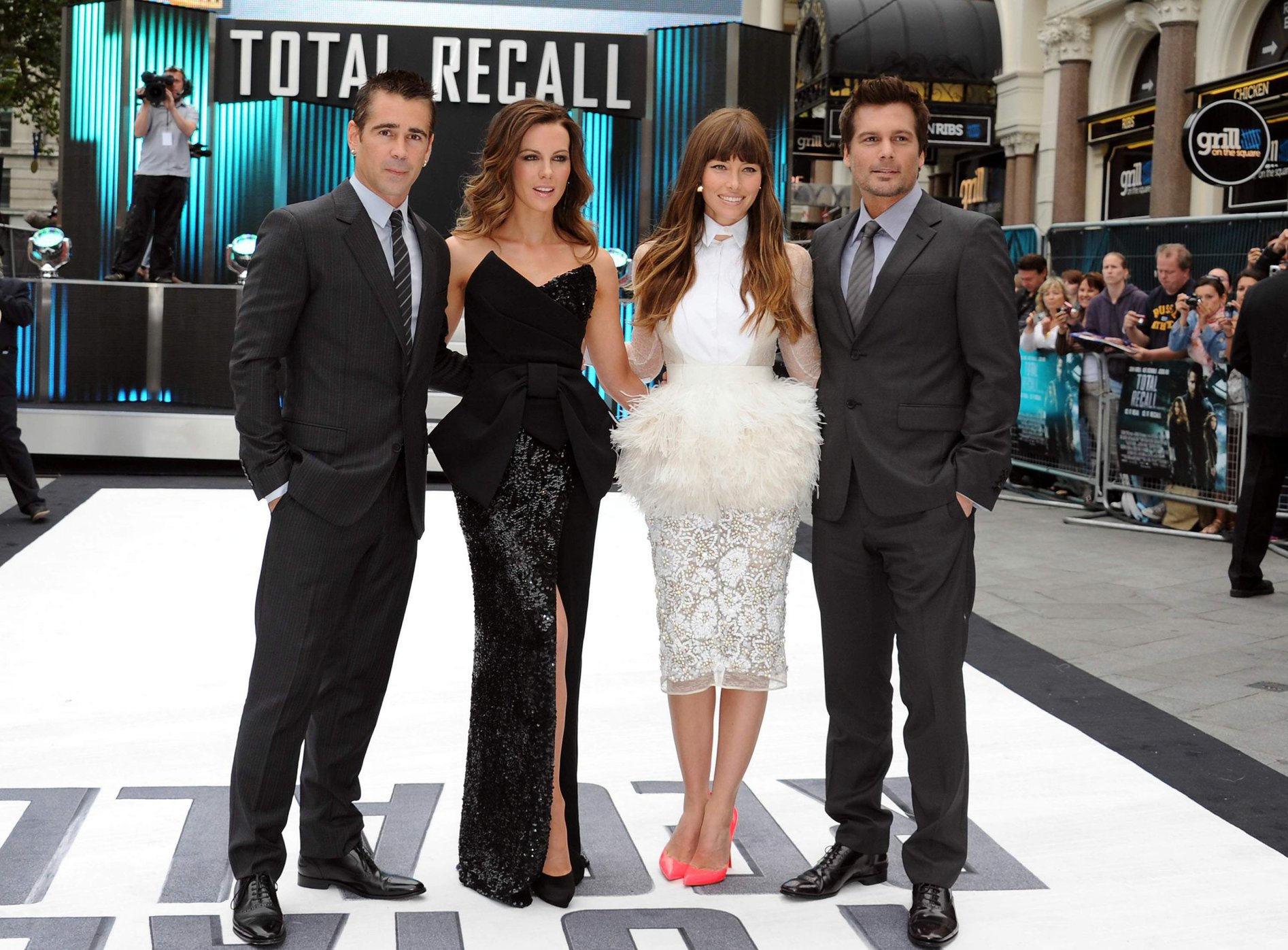 Kate Beckinsale London premiere of Total Recall August 16, 2012