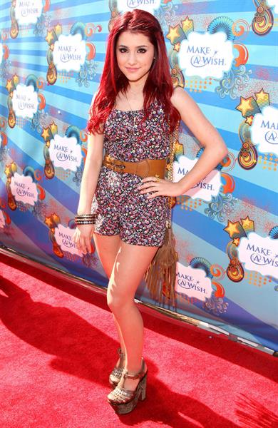 Ariana Grande Kevin James and Steffiana James host a Make a Wish event March 14, 2010