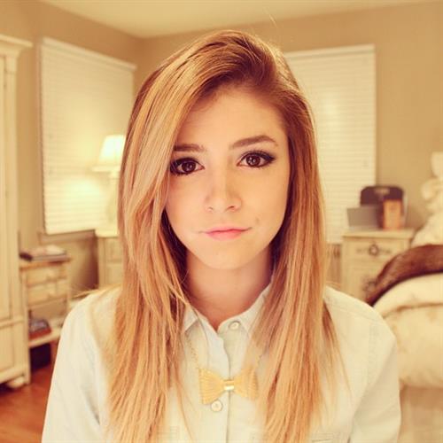 Chrissy Costanza