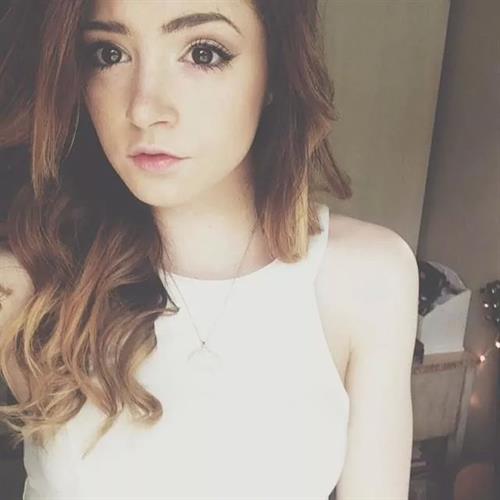 Chrissy Costanza taking a selfie