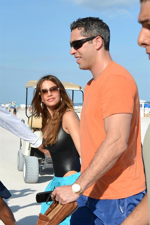 Sofia Vergara - beach candids in Miami 1/2/13  