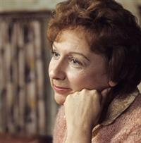 Jean Stapleton