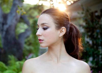 Troian Bellisario
