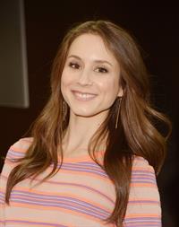 Troian Bellisario