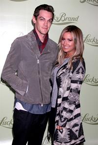 Ashley Tisdale – Lucky Brand Store Opening, LA 10/29/13  