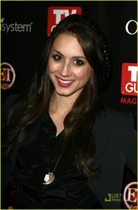 Troian Bellisario