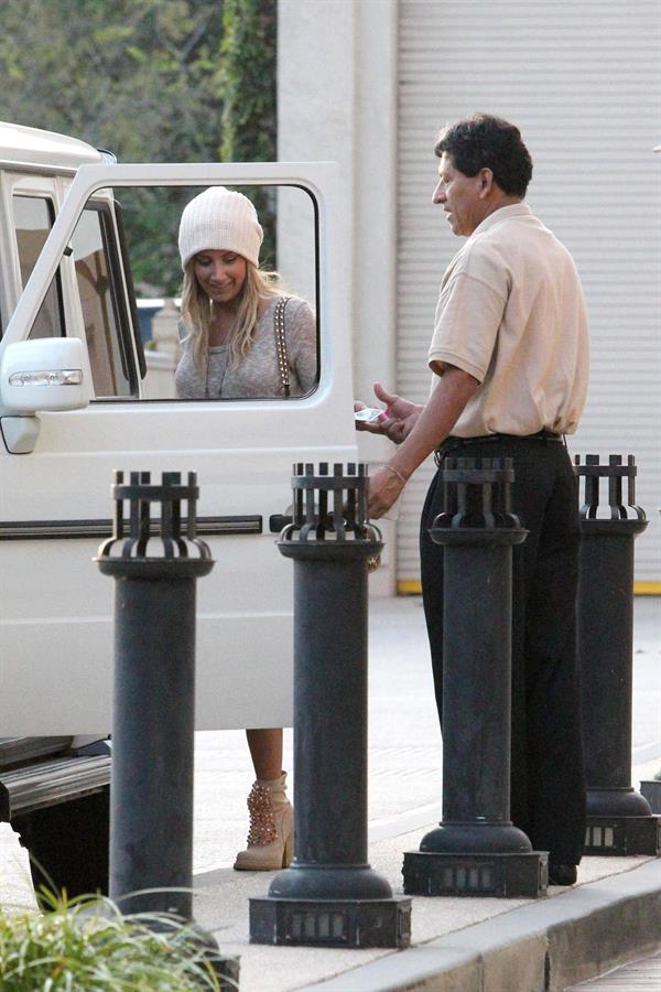 Ashley Tisdale leaving Barneys New York in Los Angeles 11/26/12 