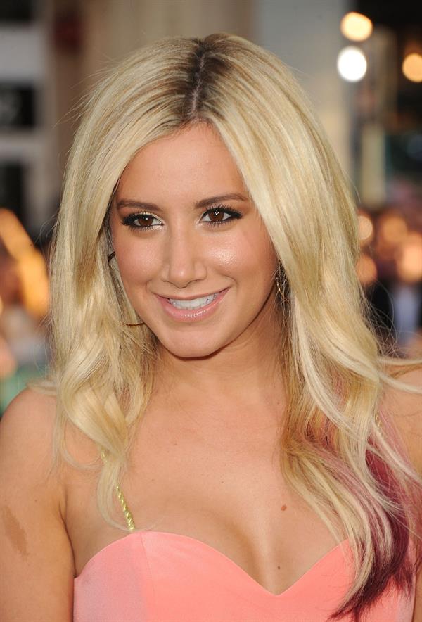 Ashley Tisdale the Lucky One premiere in Los Angeles on April 16, 2012