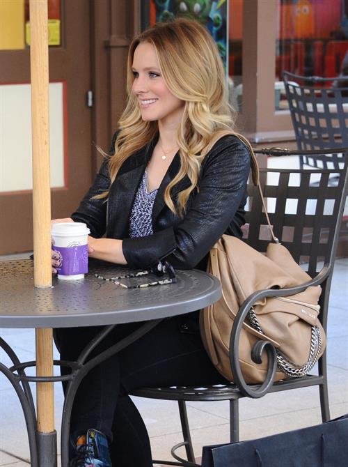 Kristen Bell out shopping at The Americana at Brand in Glendale 10/30/12