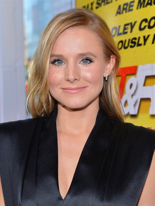 Kristen Bell - Hit and Run Hollywood Premiere in Los Angeles - August 14, 2012