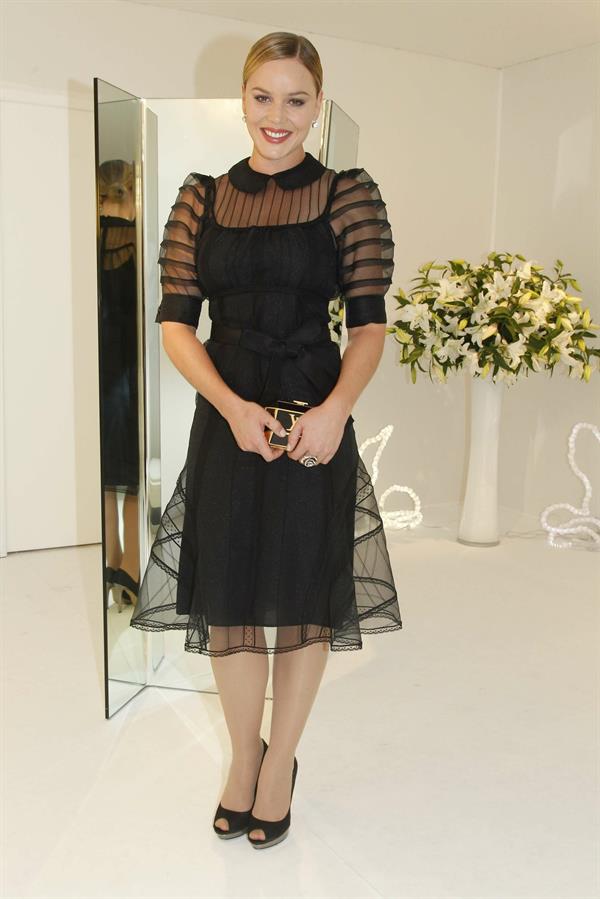 Abbie Cornish Louis Vuitton ready to wear spring summer 2012 show Paris 05.10.11