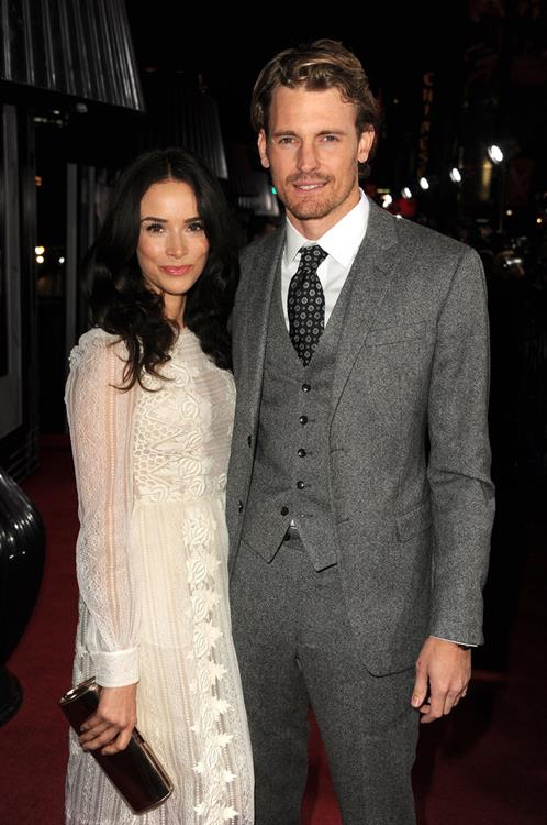 Abigail Spencer 'Gangster Squad' premiere in Hollywood 1/7/13 