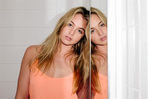 Iskra Lawrence Pictures Iskra Lawrence: Atisha Paulson for C Heads