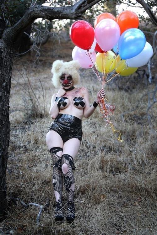 Courtney Stodden as a topless evil clown