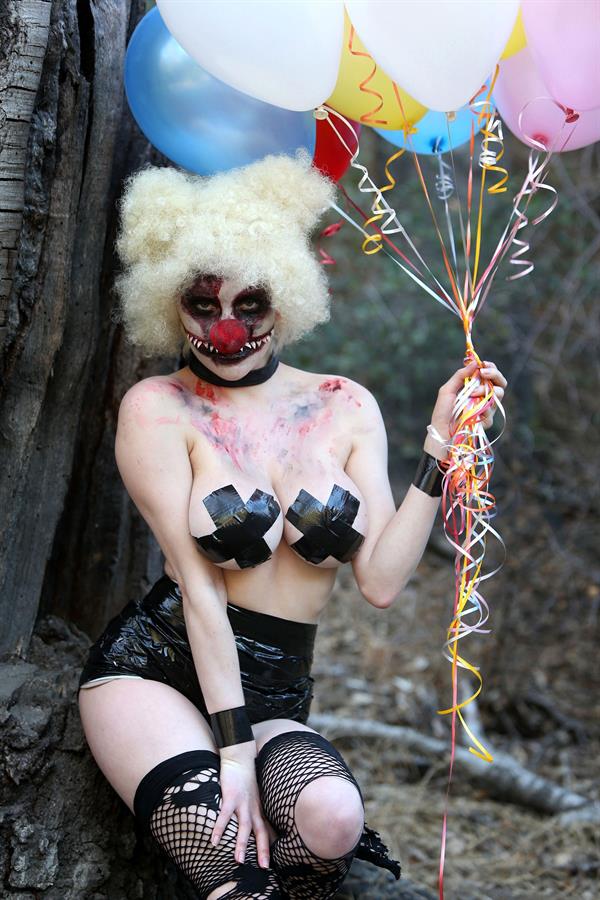 Courtney Stodden as a topless evil clown