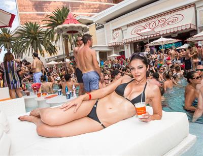Adrianne Curry - Celebrates her 30th Birthday at Encore Beach Club in Las Vegas - August 4 2012
