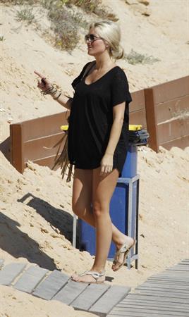 Alex Curran - Bikini candids spain - June 15, 2011