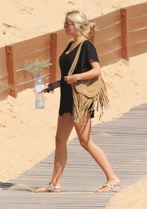 Alex Curran - Bikini candids spain - June 15, 2011