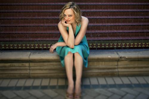 Elisabeth Moss