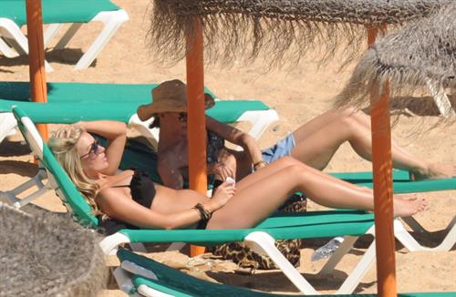 Alex Curran - Bikini candids spain - June 15, 2011