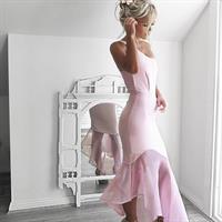 Hilde Osland taking a selfie